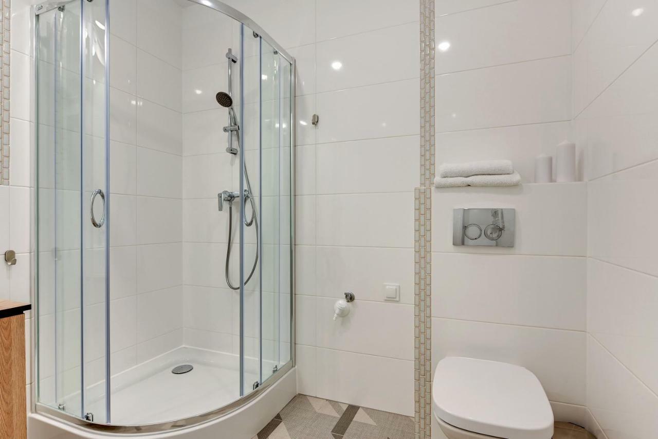 Apartments Waterlane Island Pool & Gym Spa Gdańsk Exterior foto